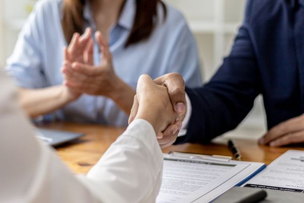Tips for Evaluating a Nurse Job Offer