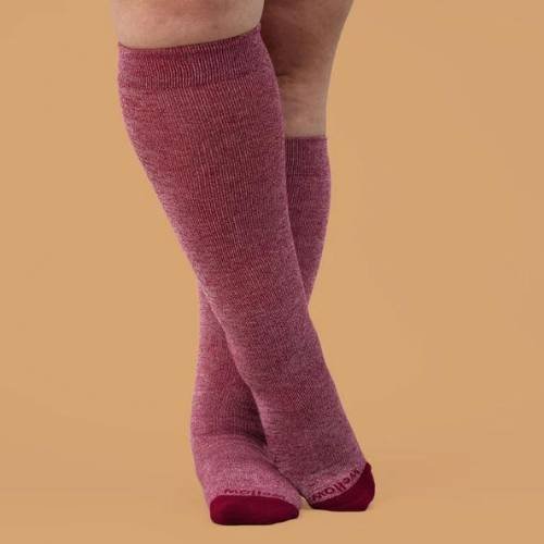 Wellow socks.