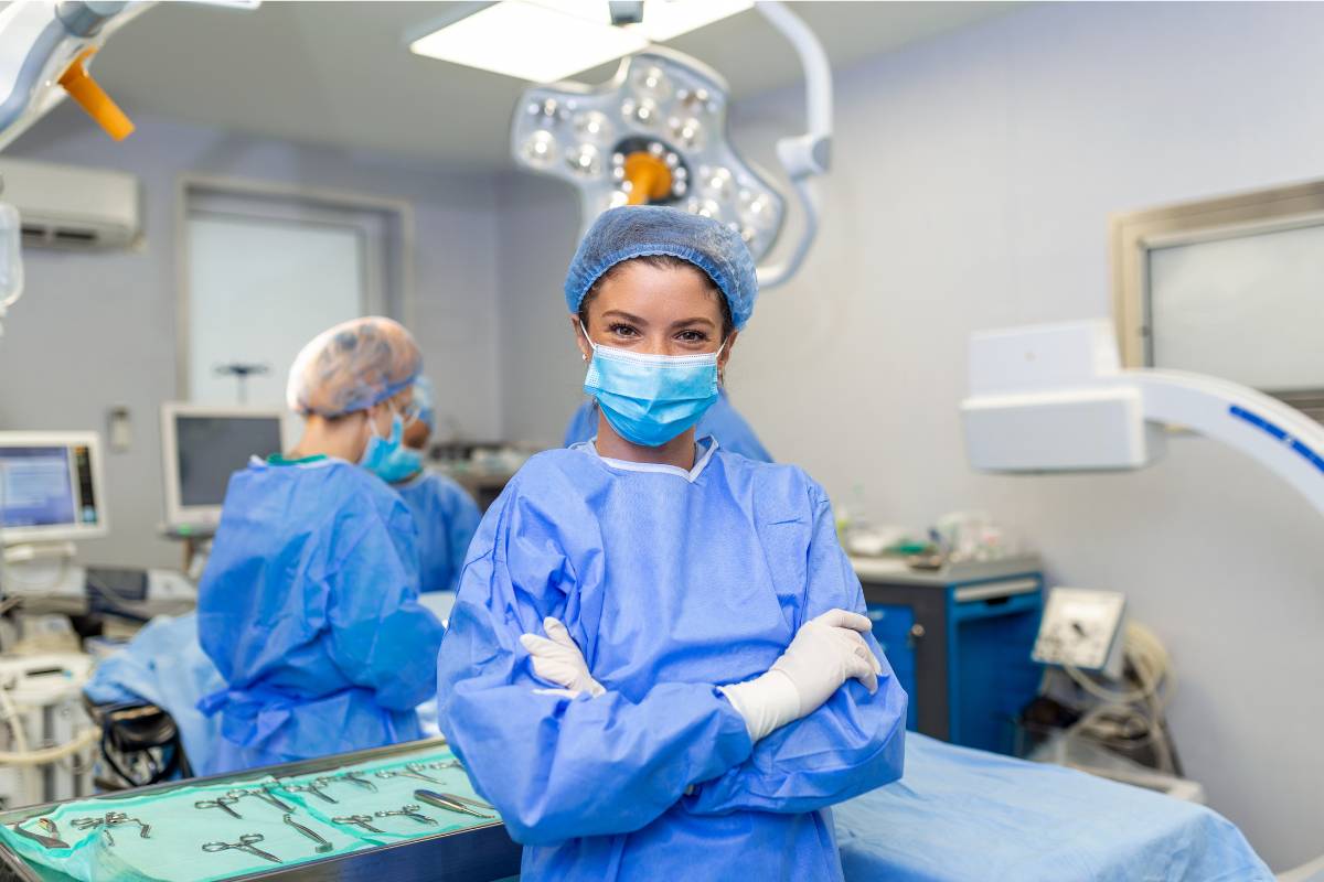 A plastic surgery nurse prepares for a surgical operation.